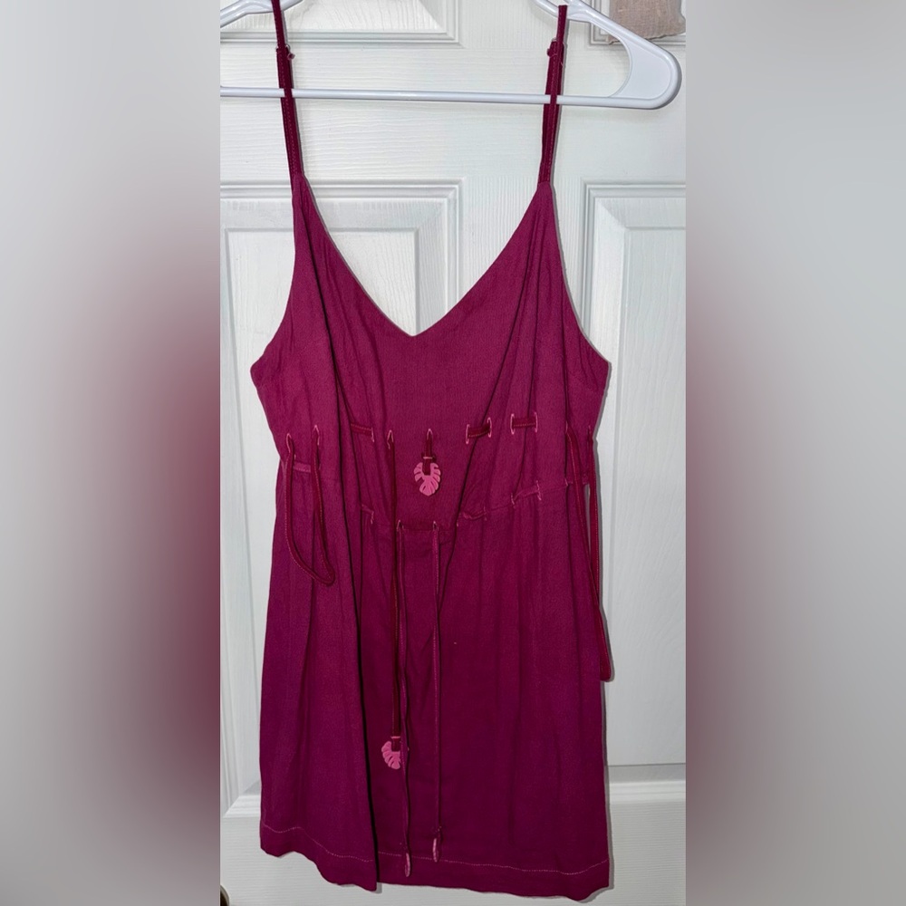 Elegant Magenta Sleeveless Top